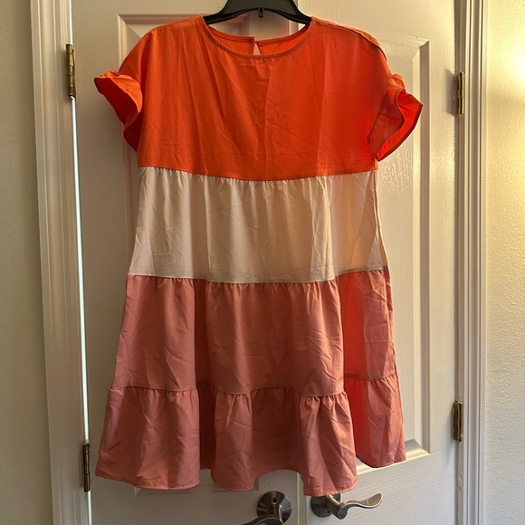 Colorblock Ruffle Sleeve Dress - Picture 3 of 4